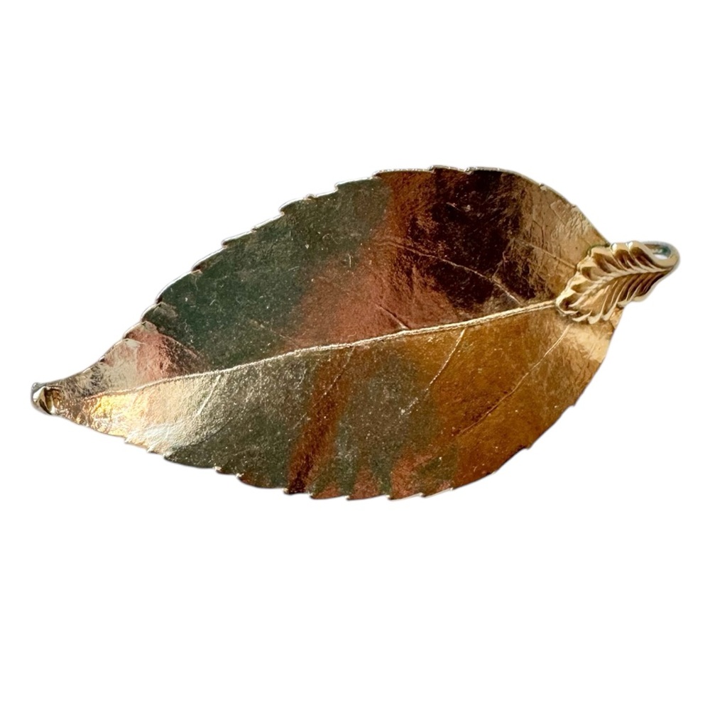 Vintage Gold-Dipped Leaf Pendant - image 2